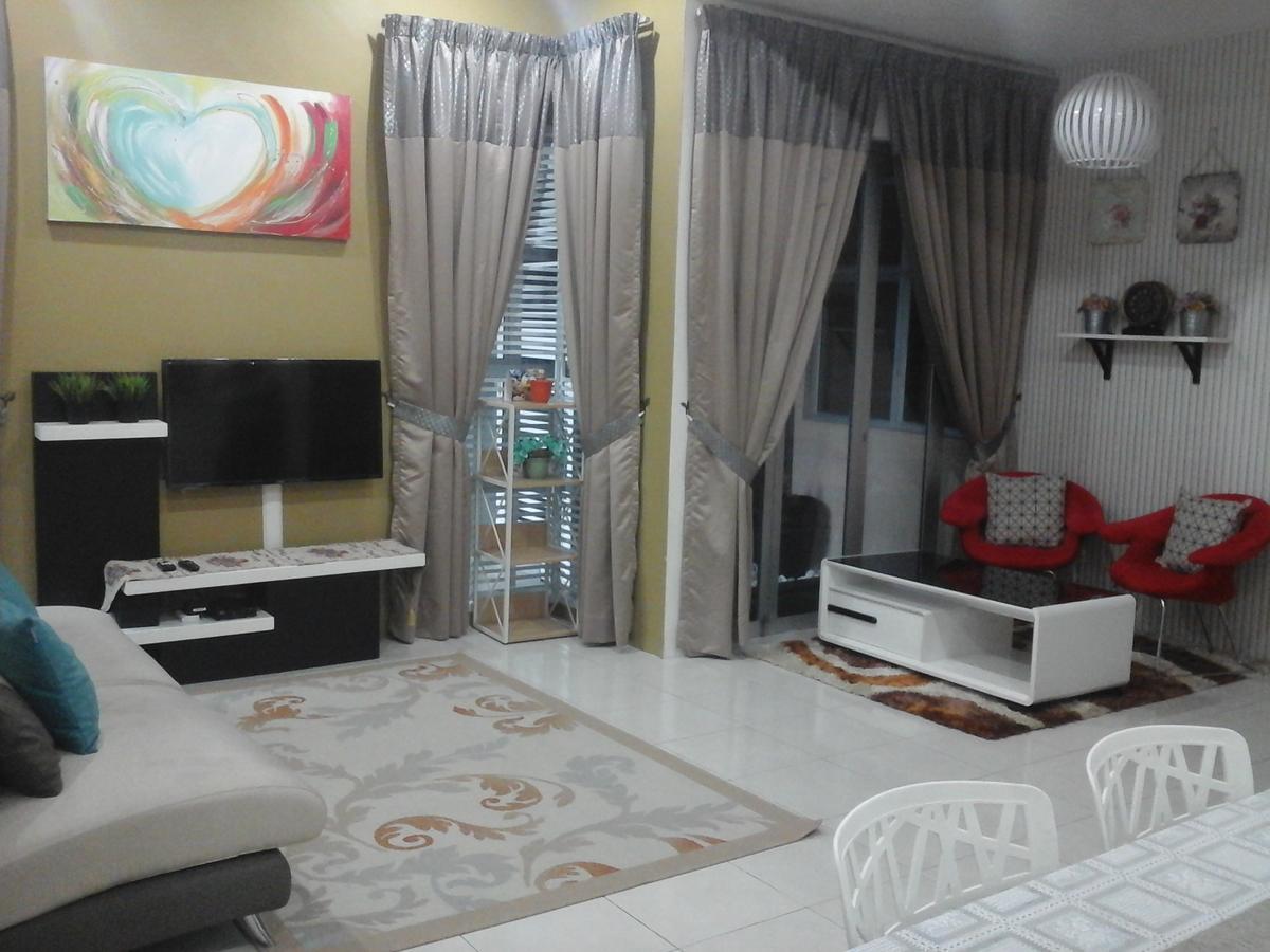 Miker Homestay Сери-Искандар Экстерьер фото