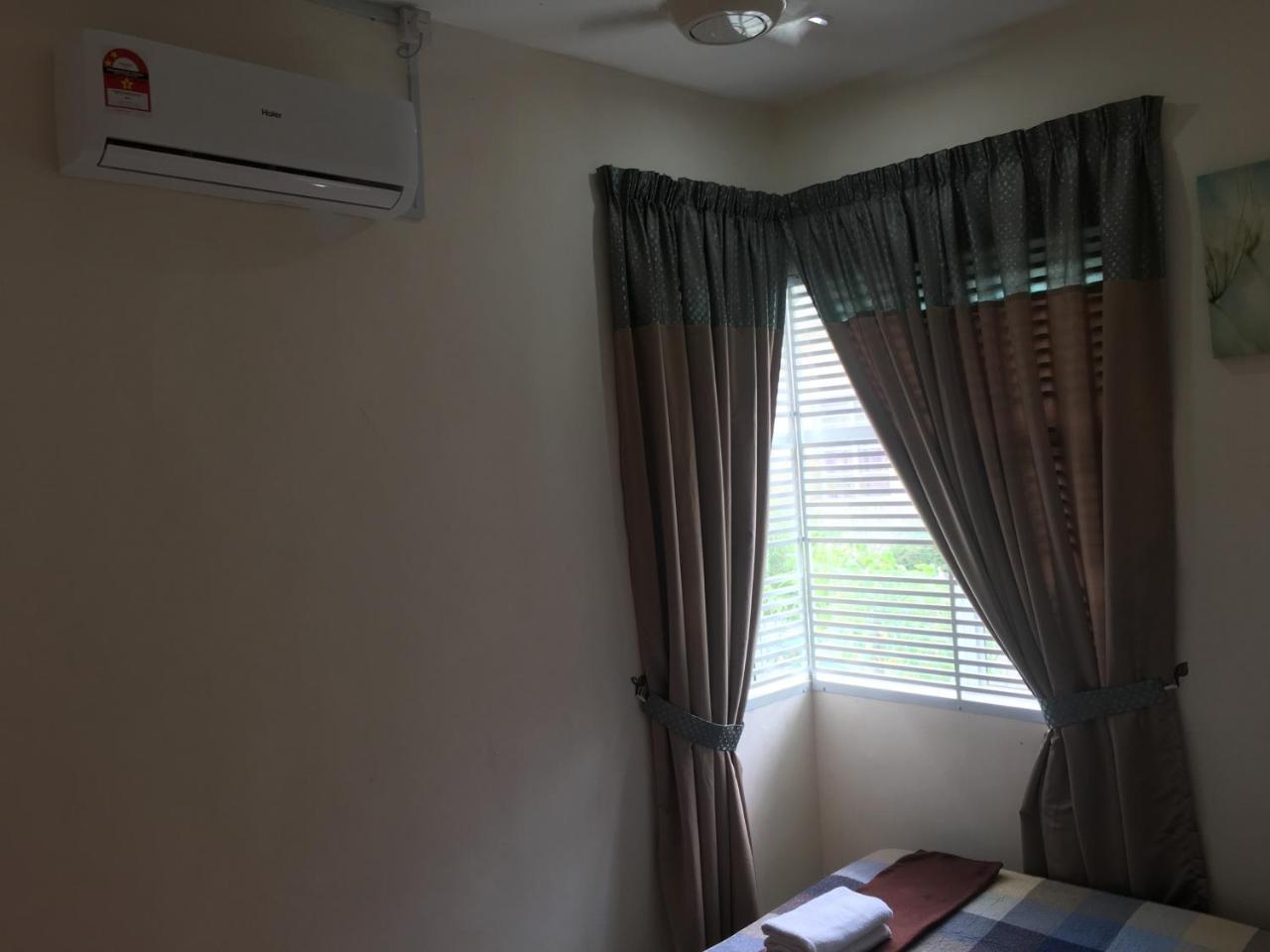 Miker Homestay Сери-Искандар Экстерьер фото